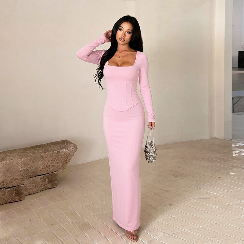 Custom-made square neckline dress with a cinched waist - 100 - Image 4