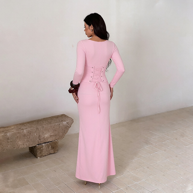 Custom-made square neckline dress with a cinched waist - 100 - Image 2